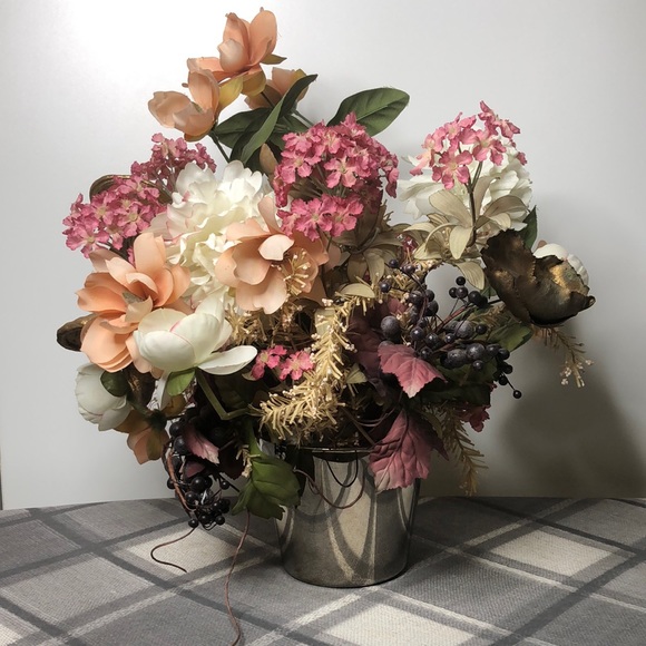 Source Unknown Other - Silk Floral Arrangement